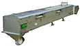 Fully-housed loose-material conveyor